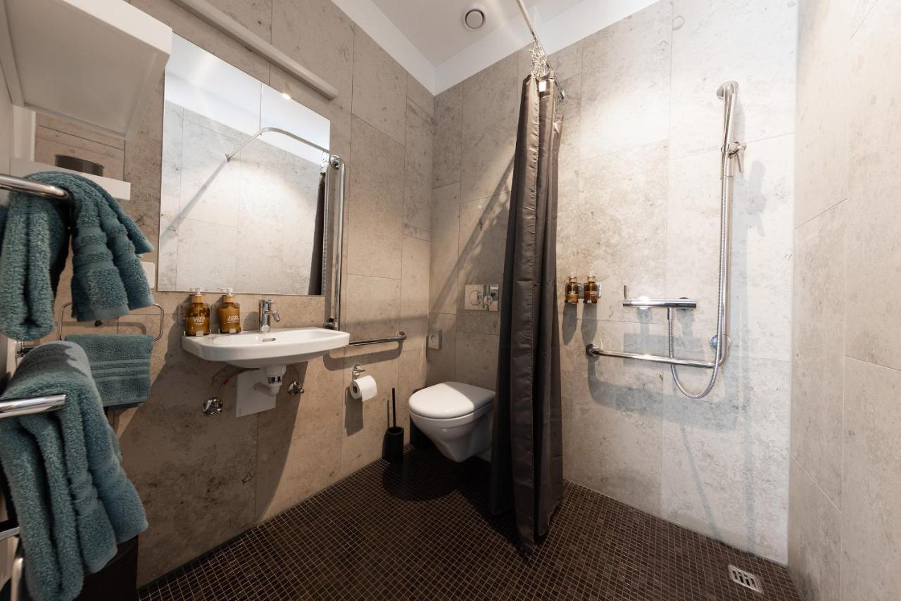 Ambrosia Guesthouse Rheinfelden Buitenkant foto